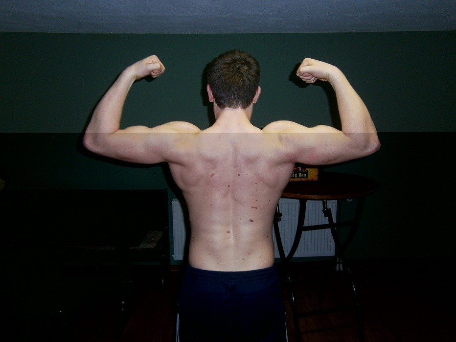 Back double biceps 29 mrt 2012