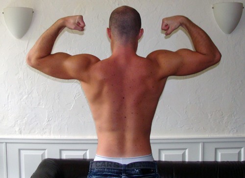 Back double biceps