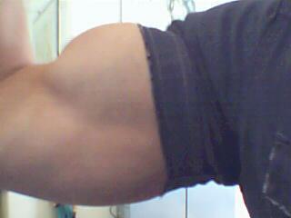 Een van mijn biceps