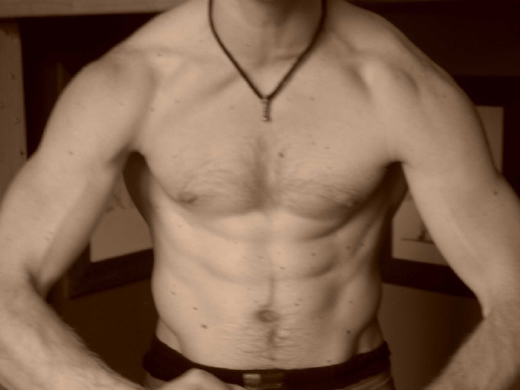 most muscular, 14 mei 2005