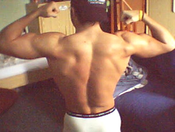 My Back..ik sta wel wat scheef ik weet het