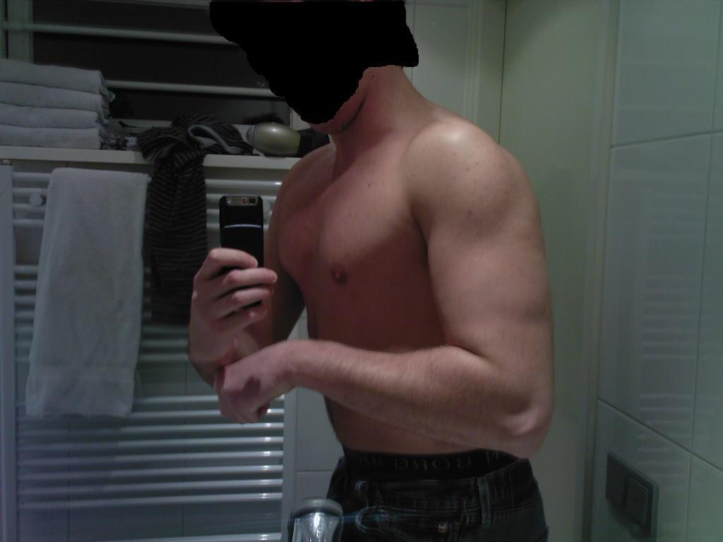 Pose, 17 jaar, 1 m 92, 105kg