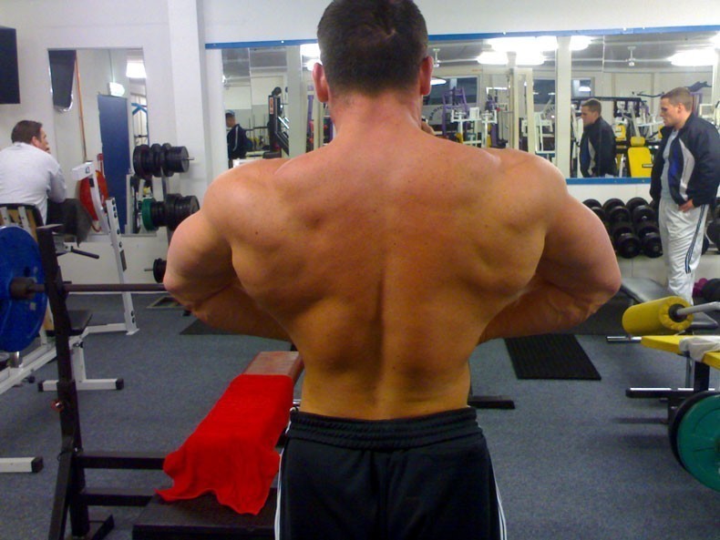 Rear lat spread - 3215