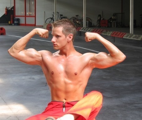 Seated double biceps