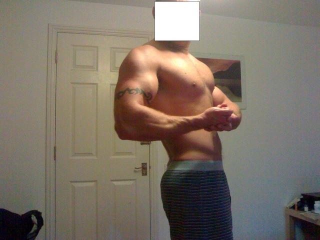 Side Biceps (Fake!)