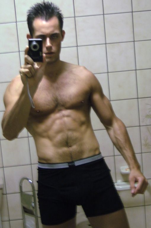 Superdude wannabe pose