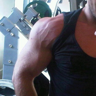 tijdens schouder training